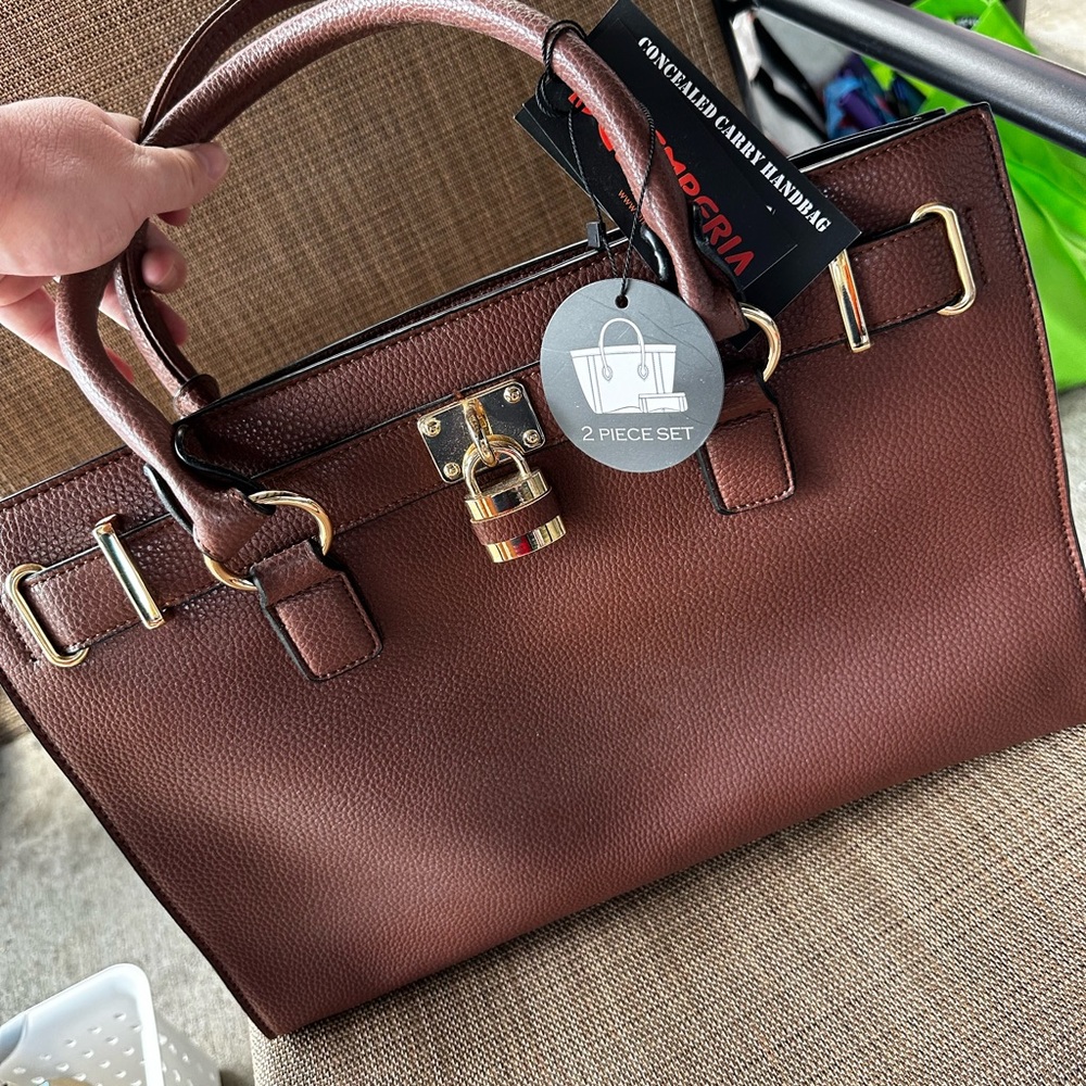 Conceal carry purse
